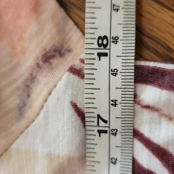 Cupio Great condition, gently loved, Women's Top, Cold Shoulder, Medium - Picture 6 of 8